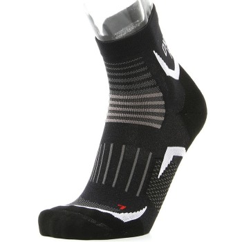MICO 1272 Oxi-Jet Compression short Running socks - Black MICO 1272 Oxi-Jet Compression short Running socks - Black